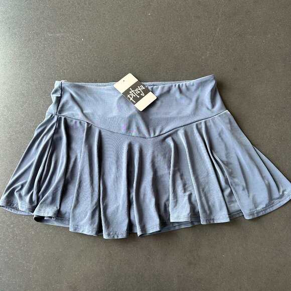 Tresser Mid Waist Ruffle Silky Skort - Small - Charcoal - NWT - Picture 1 of 6